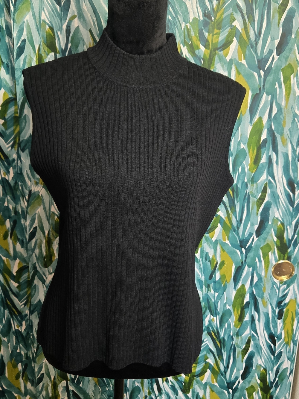 St. John Collection Black Ribbed Knit Sleeveless Mock Neck Top